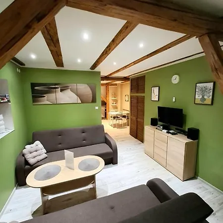 Apartment Zakatek *