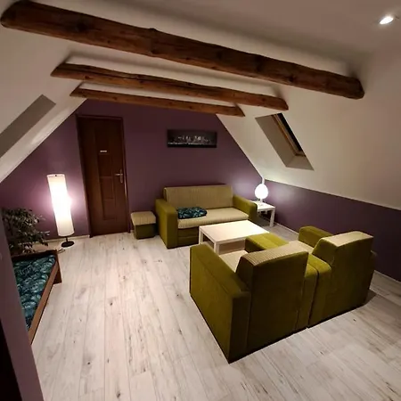 Zakatek Apartment *